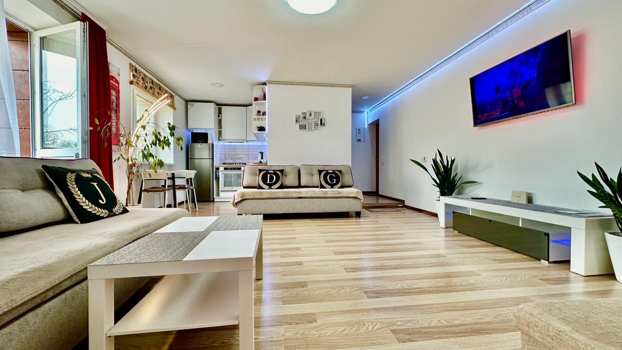 Neriesapartment No.2 Bedrooms Modern Suite In Centrum Palanga Exterior photo