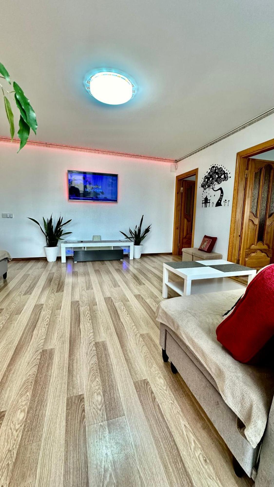 Neriesapartment No.2 Bedrooms Modern Suite In Centrum Palanga Exterior photo