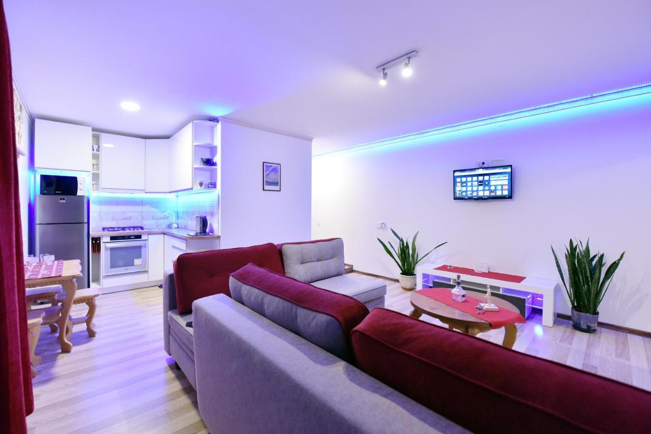 Neriesapartment No.2 Bedrooms Modern Suite In Centrum Palanga Exterior photo